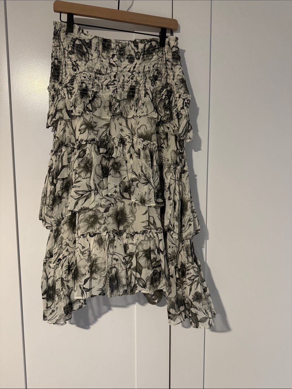 Anthropologie Black & White Floral Tiered Ruffle Skirt. Flowy and feminine